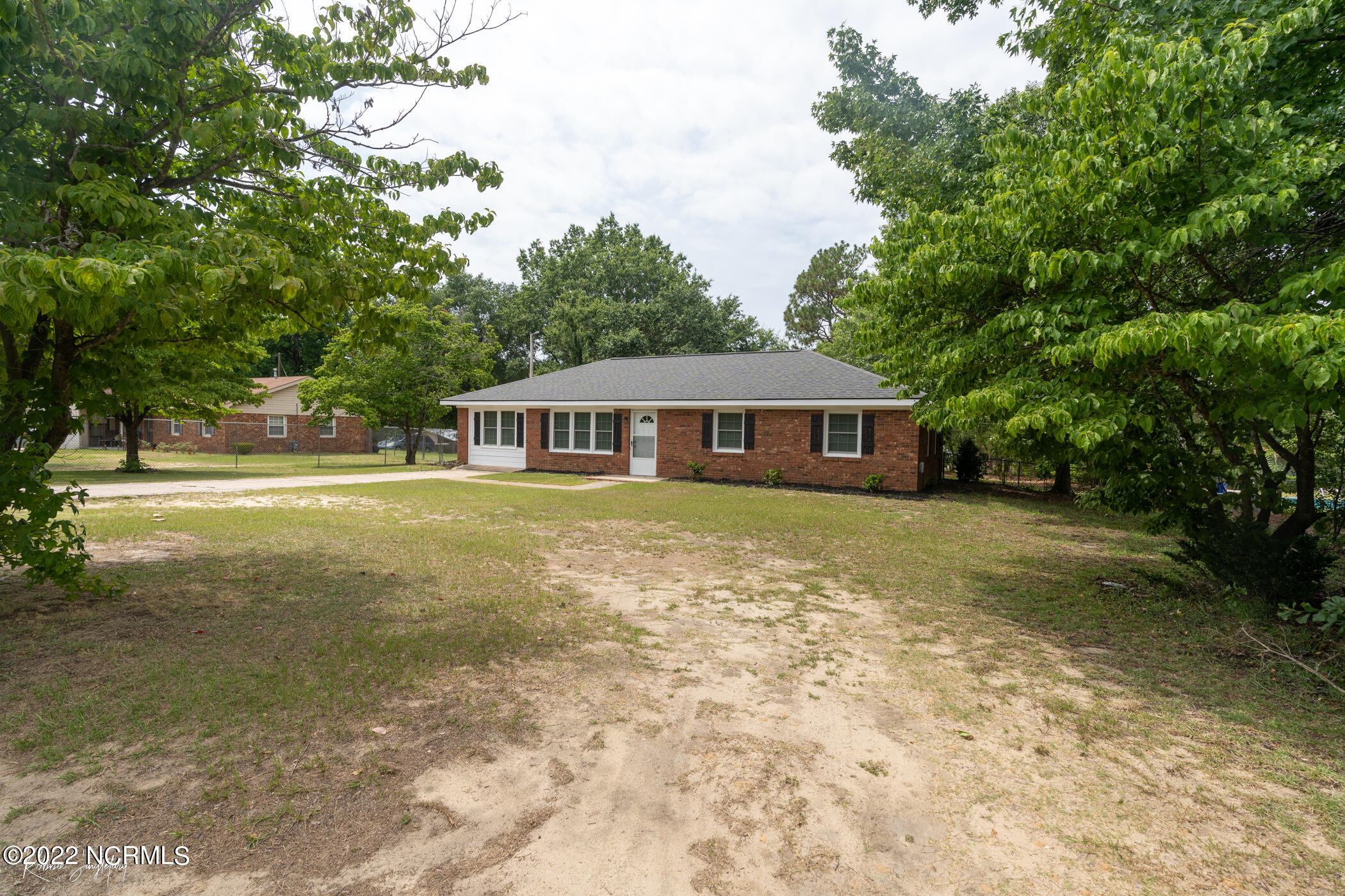 117 Branch Trail Rockingham, NC 28379 - Photo 3 of 30 8EECA5A9-C4AF-4CB8-AA56-D22FEE268D3B