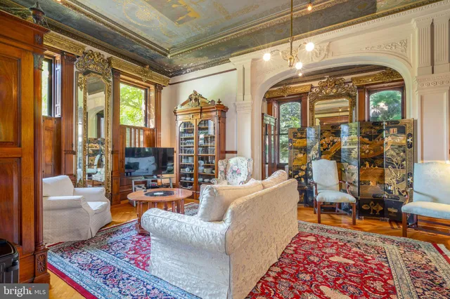 $4,750,000 | 2201 Green Street, Philadelphia, PA 19130