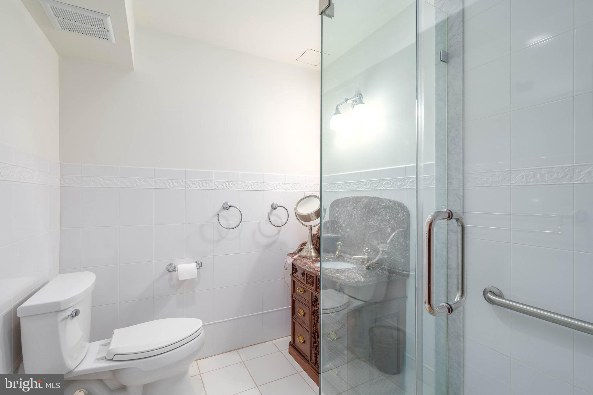 2201 Green Street Philadelphia, PA 19130 - Photo 36 of 70