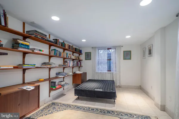 $4,750,000 | 2201 Green Street, Philadelphia, PA 19130