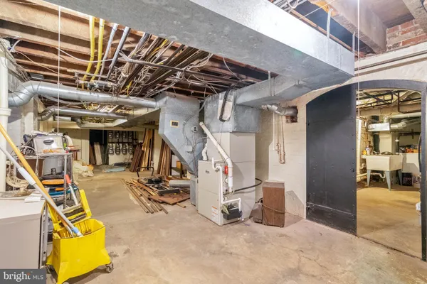 $4,750,000 | 2201 Green Street, Philadelphia, PA 19130