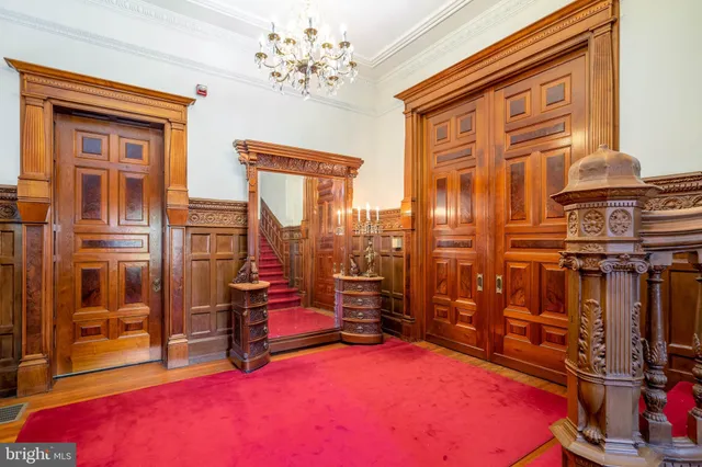 $4,750,000 | 2201 Green Street, Philadelphia, PA 19130