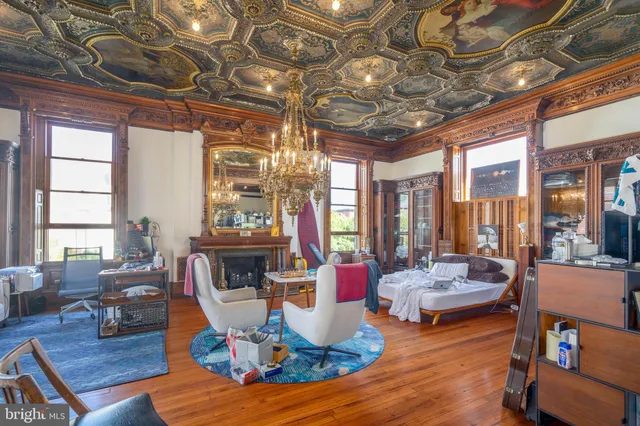 $4,750,000 | 2201 Green Street, Philadelphia, PA 19130