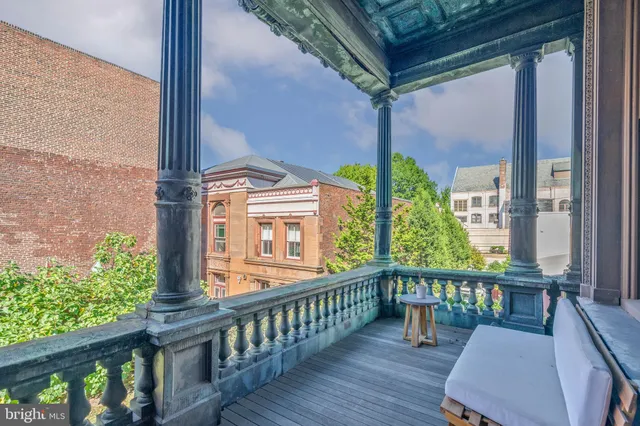 $4,750,000 | 2201 Green Street, Philadelphia, PA 19130