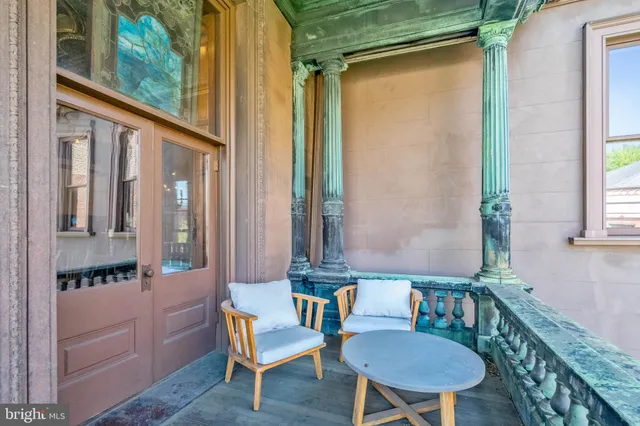 $4,750,000 | 2201 Green Street, Philadelphia, PA 19130