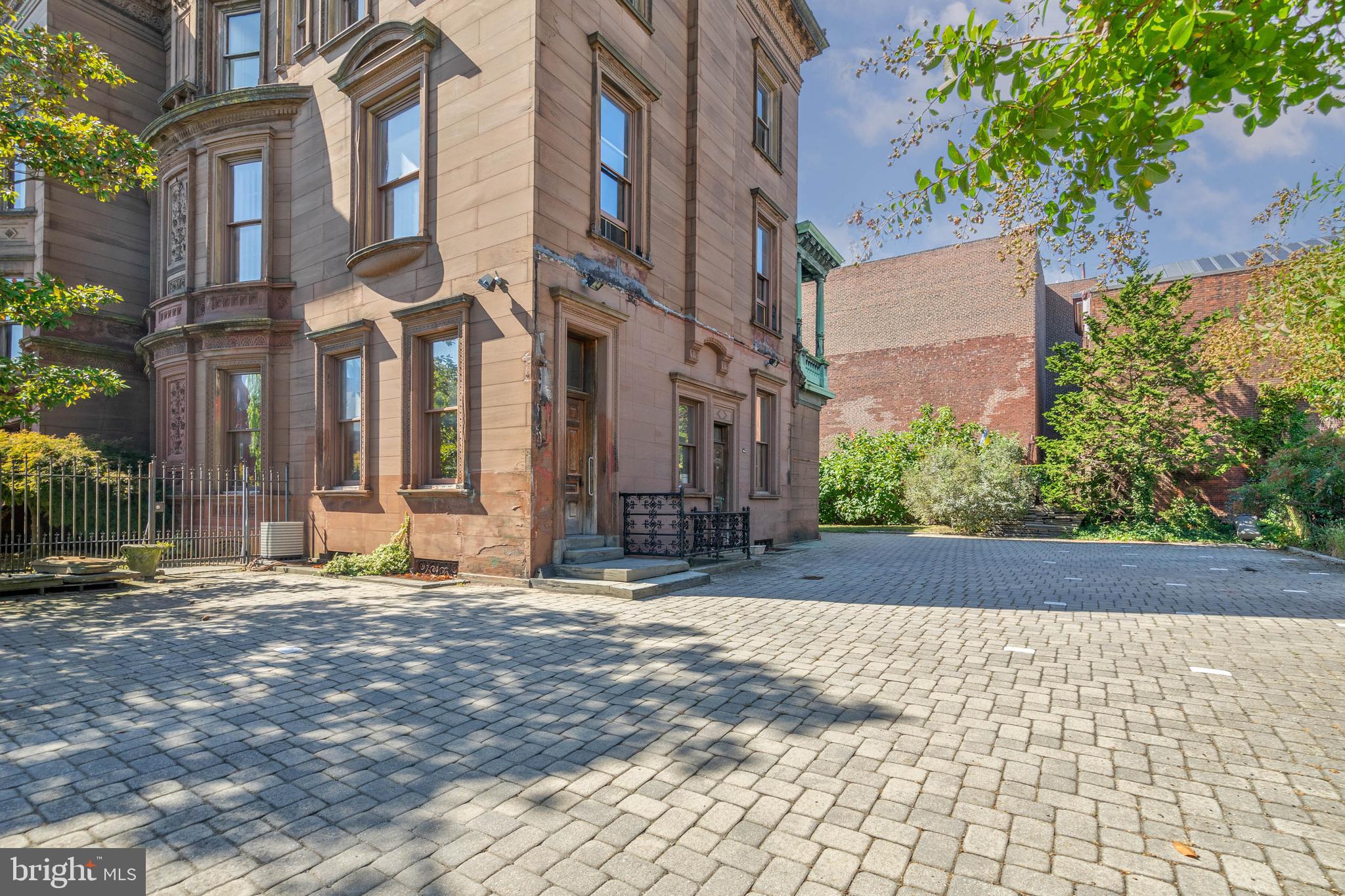 2201 Green Street Philadelphia, PA 19130 - Photo 64 of 70