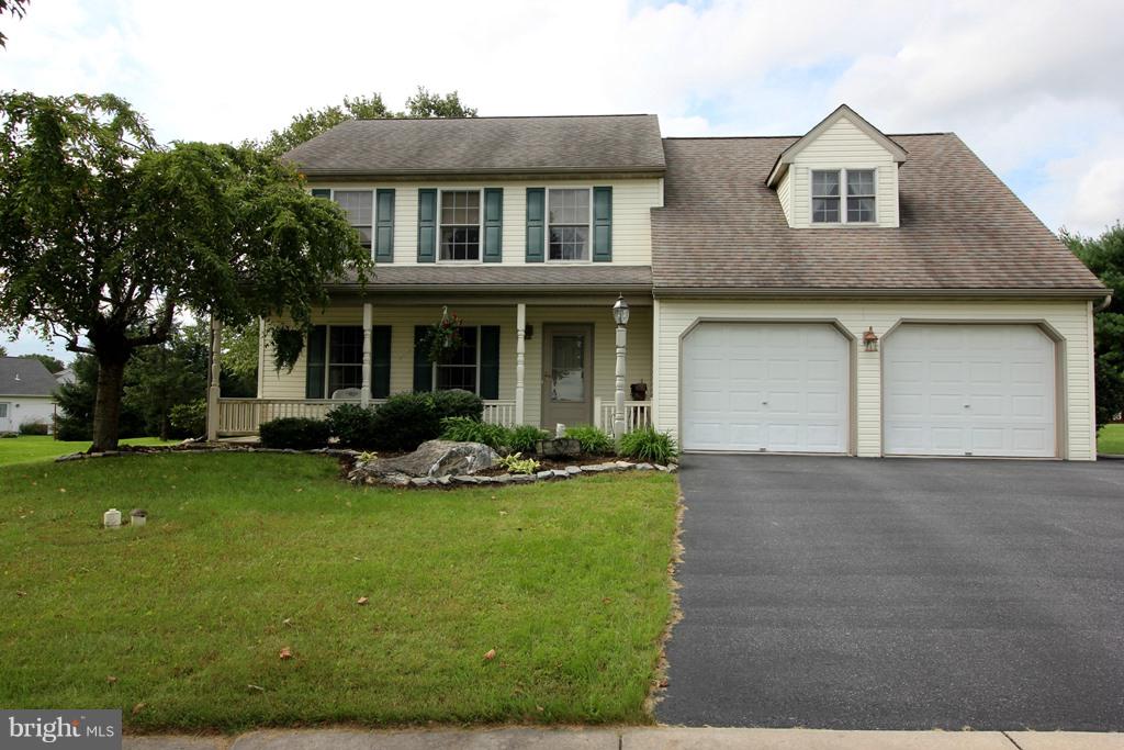 352 Balmer Road Lititz, PA 17543 - Photo 2 of 54