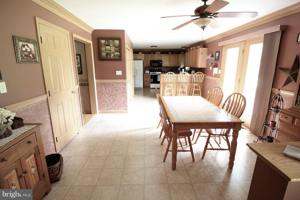 352 Balmer Road Lititz, PA 17543 - Photo 22 of 54