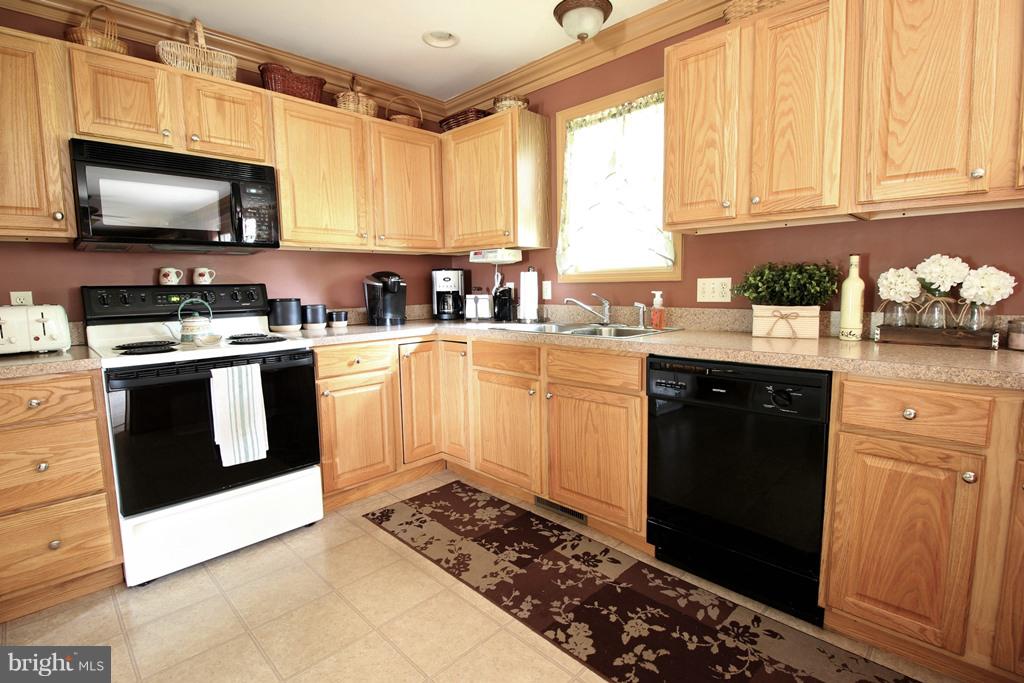 352 Balmer Road Lititz, PA 17543 - Photo 26 of 54