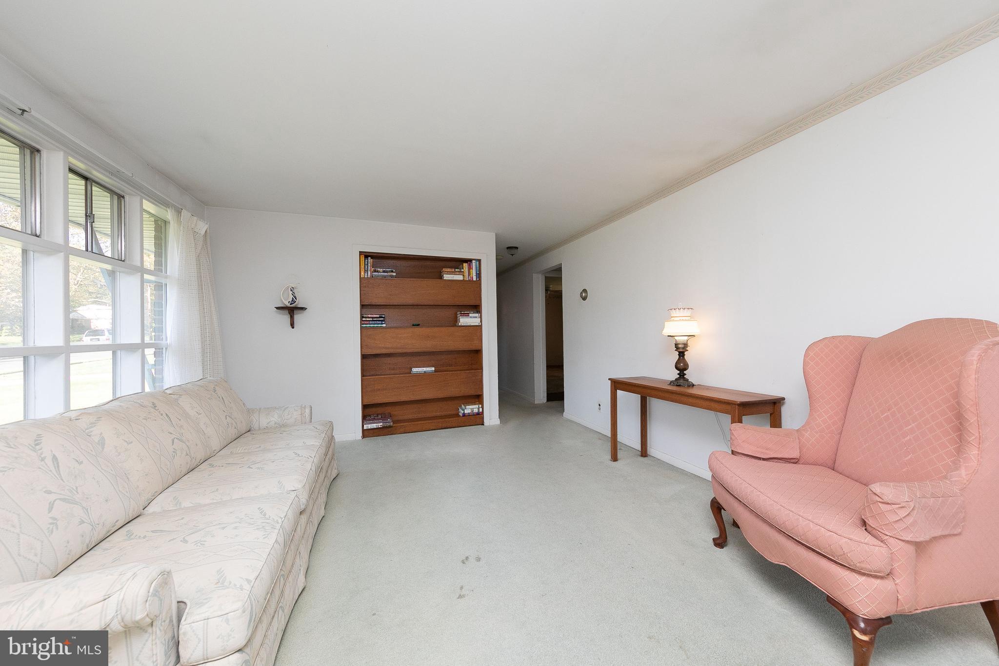 1279 Wunderland Road Abington, PA 19001 - Photo 4 of 19 Gallery Image 4