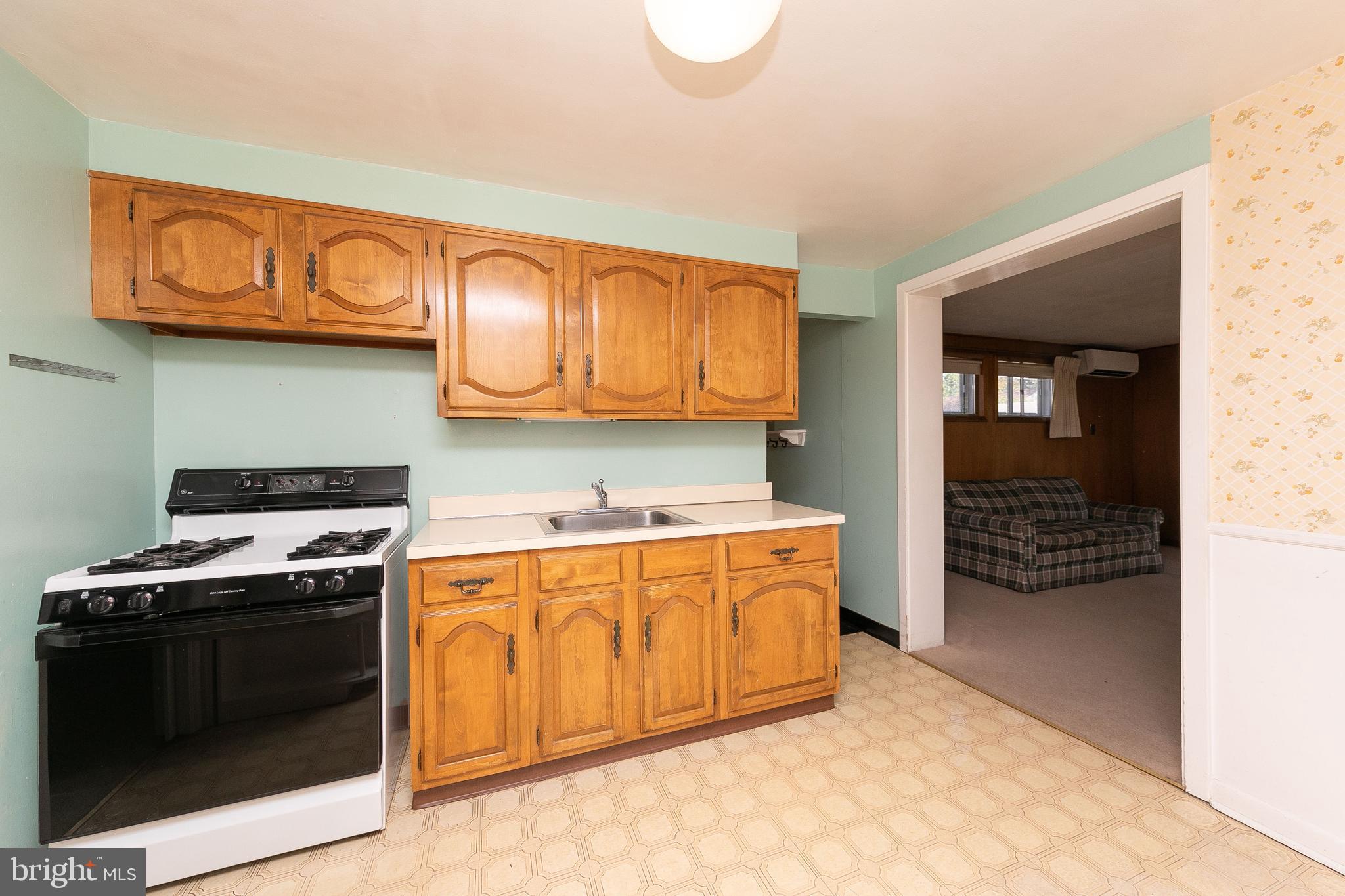 1279 Wunderland Road Abington, PA 19001 - Photo 5 of 19 Gallery Image 5
