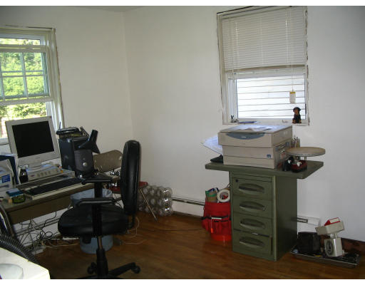 63 Dudley Road Townsend, MA 01469 - Photo 4 of 12 Gallery Image 4