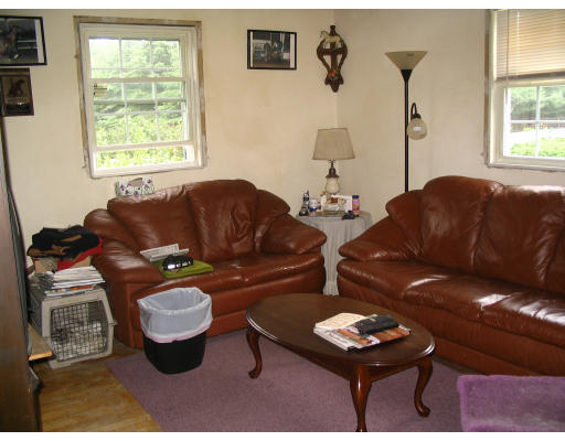 63 Dudley Road Townsend, MA 01469 - Photo 8 of 12 Gallery Image 8