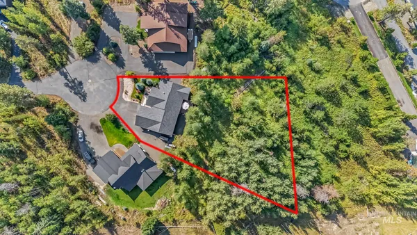 $798,900 | 22 Windsong Way, Donnelly, ID 83615