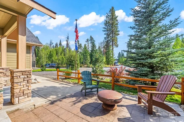 $798,900 | 22 Windsong Way, Donnelly, ID 83615