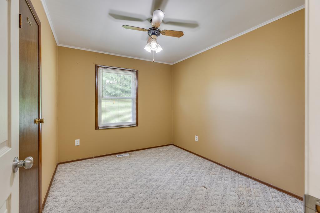 19468 Astor Road Abingdon, VA 24210 - Photo 12 of 30 Gallery Image 12
