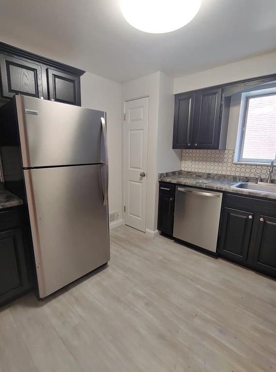 4 Fountain Street, Unit 3 Pittsburgh, PA 15205 - Photo 5 of 24 a view of a kitchen with a sink