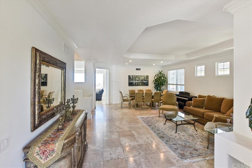 18 Sable Sands Newport Coast, CA 92657 - Photo 5 of 37 a living room with furniture
