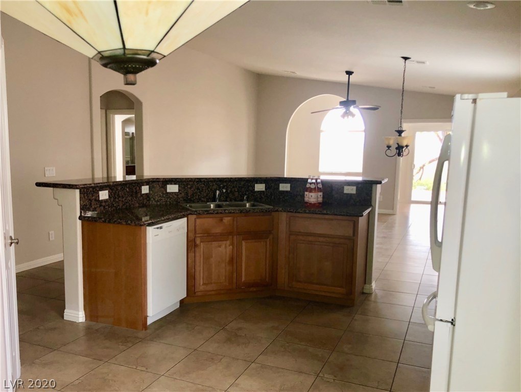 4613 Silverwind Road North Las Vegas, NV 89031 - Photo 4 of 20 Gallery Image 4