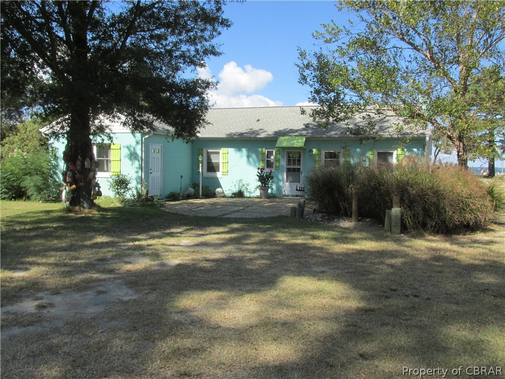 5 Sandy Beach Road Deltaville, VA 23043 - Photo 1 of 32 Gallery Image 1