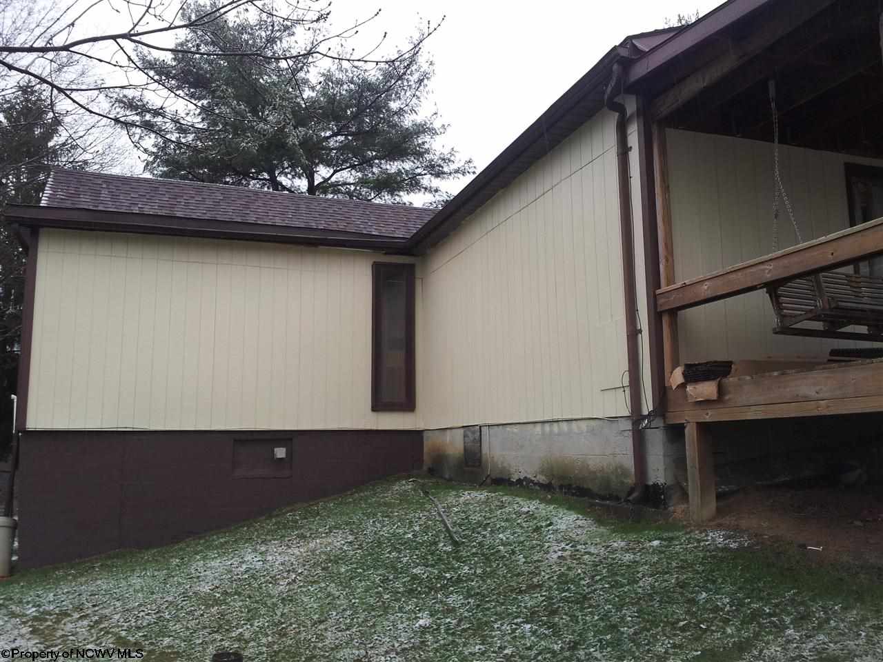 2092 Plum Run Road Mannington, WV 26582 - Photo 6 of 15 Gallery Image 6