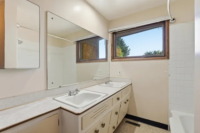 $510,000 | 302 North Argonne Road, Spokane Valley, WA 99212