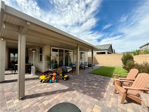 $2,560 | 10128 Ocher Valley Avenue, Las Vegas, NV 89178