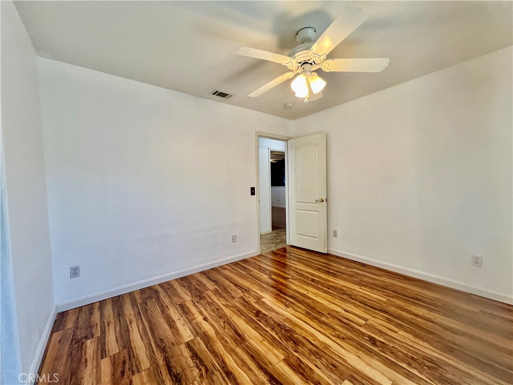 14355 Bochee Road Apple Valley, CA 92307 - Photo 11 of 40