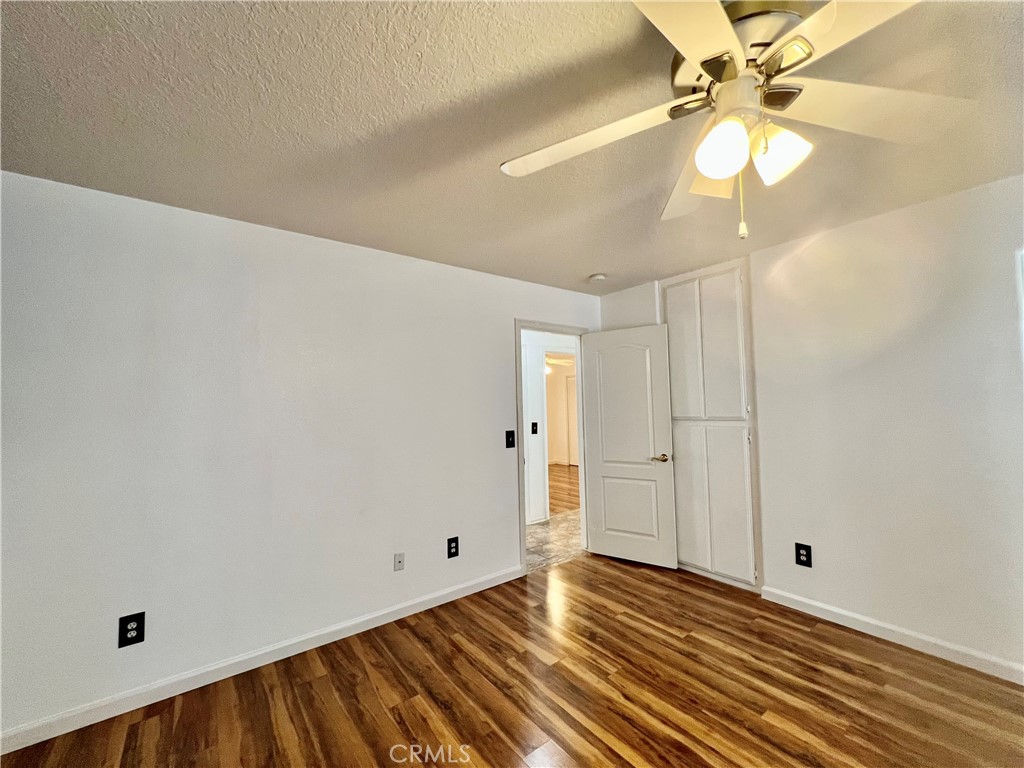 14355 Bochee Road Apple Valley, CA 92307 - Photo 6 of 40