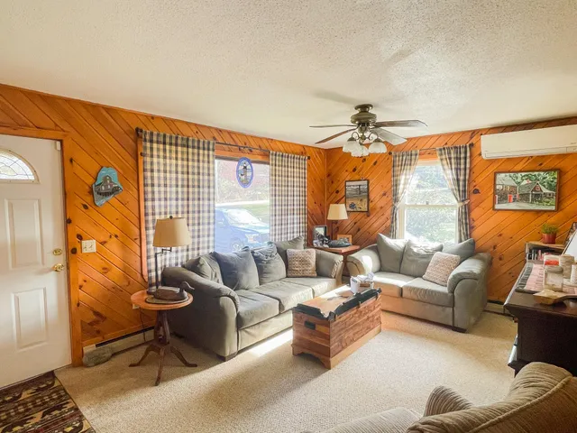 $289,000 | 2740 Ohio Street, Glenburn, ME 04401