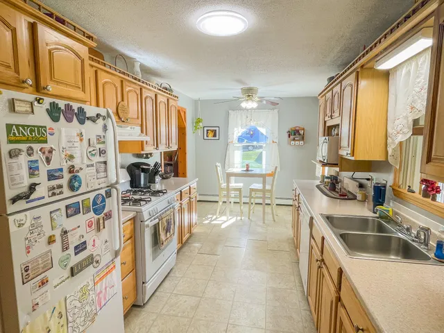 $289,000 | 2740 Ohio Street, Glenburn, ME 04401