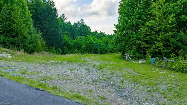 $235,900 | 7 Big Laurel Road, Creston, NC 28615