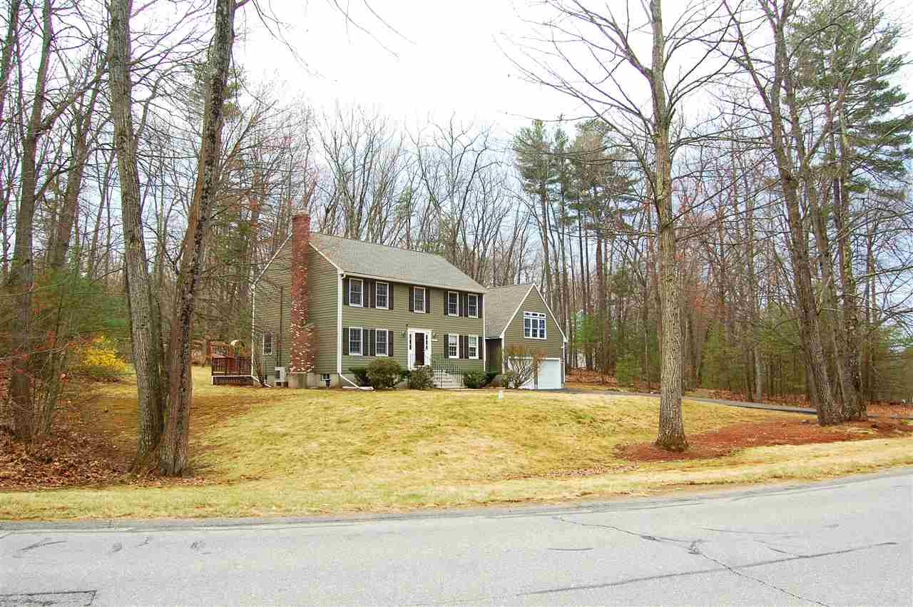 8 Hope Hill Road Derry, NH 03038 - Photo 2 of 32