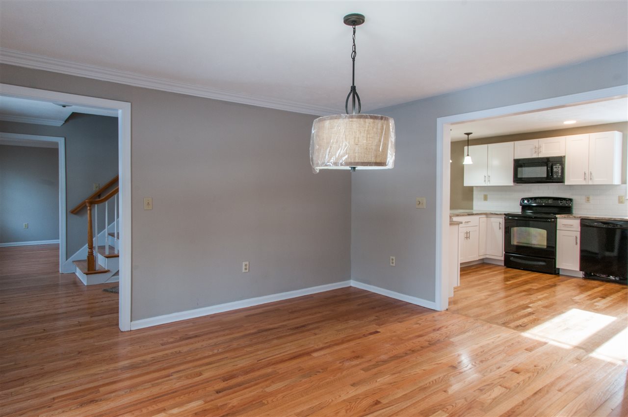 8 Hope Hill Road Derry, NH 03038 - Photo 15 of 32