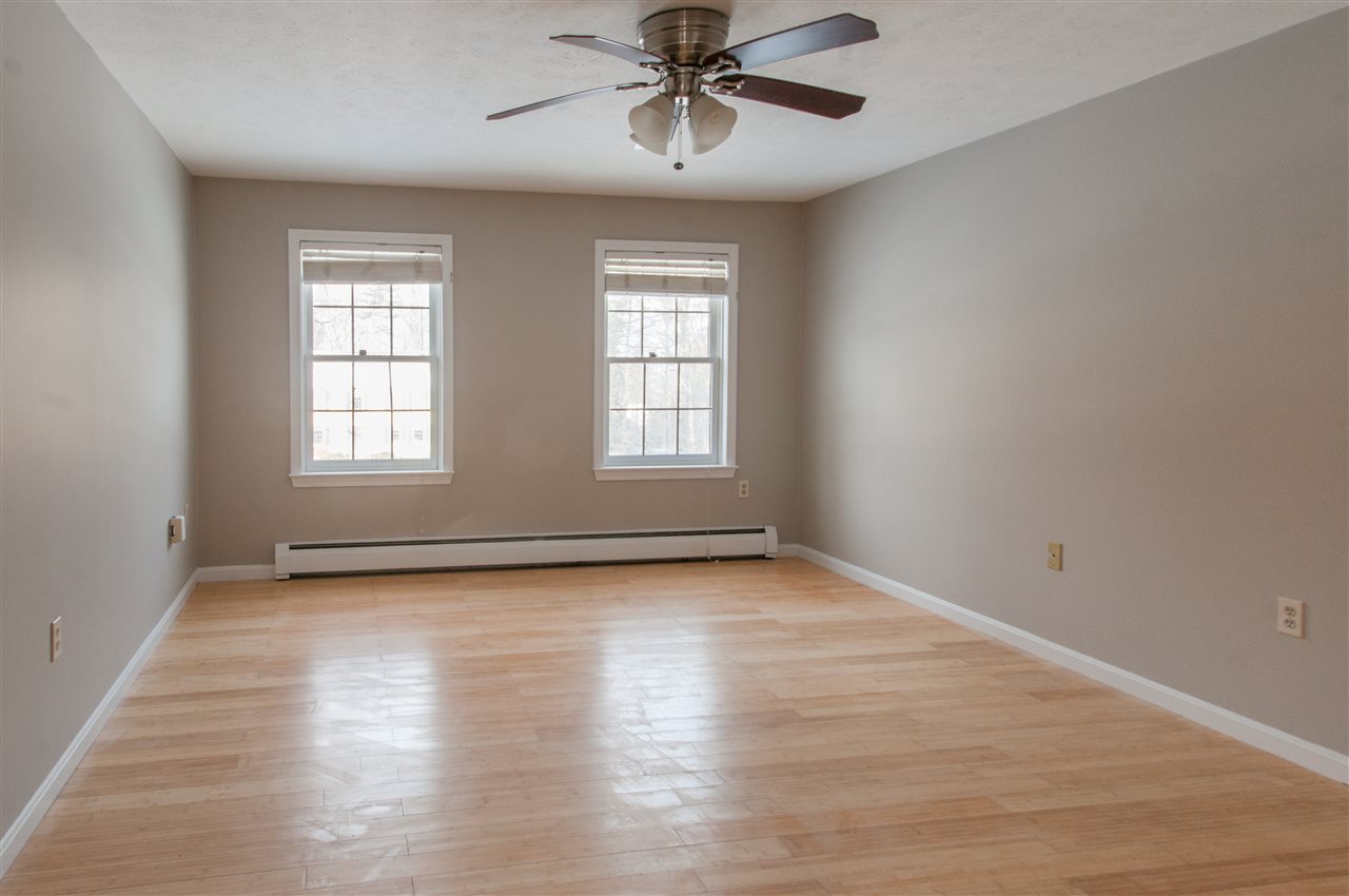 8 Hope Hill Road Derry, NH 03038 - Photo 24 of 32