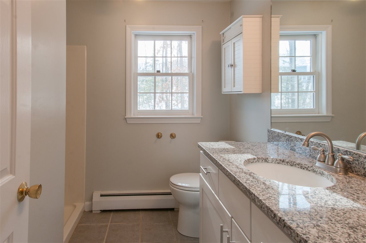8 Hope Hill Road Derry, NH 03038 - Photo 28 of 32