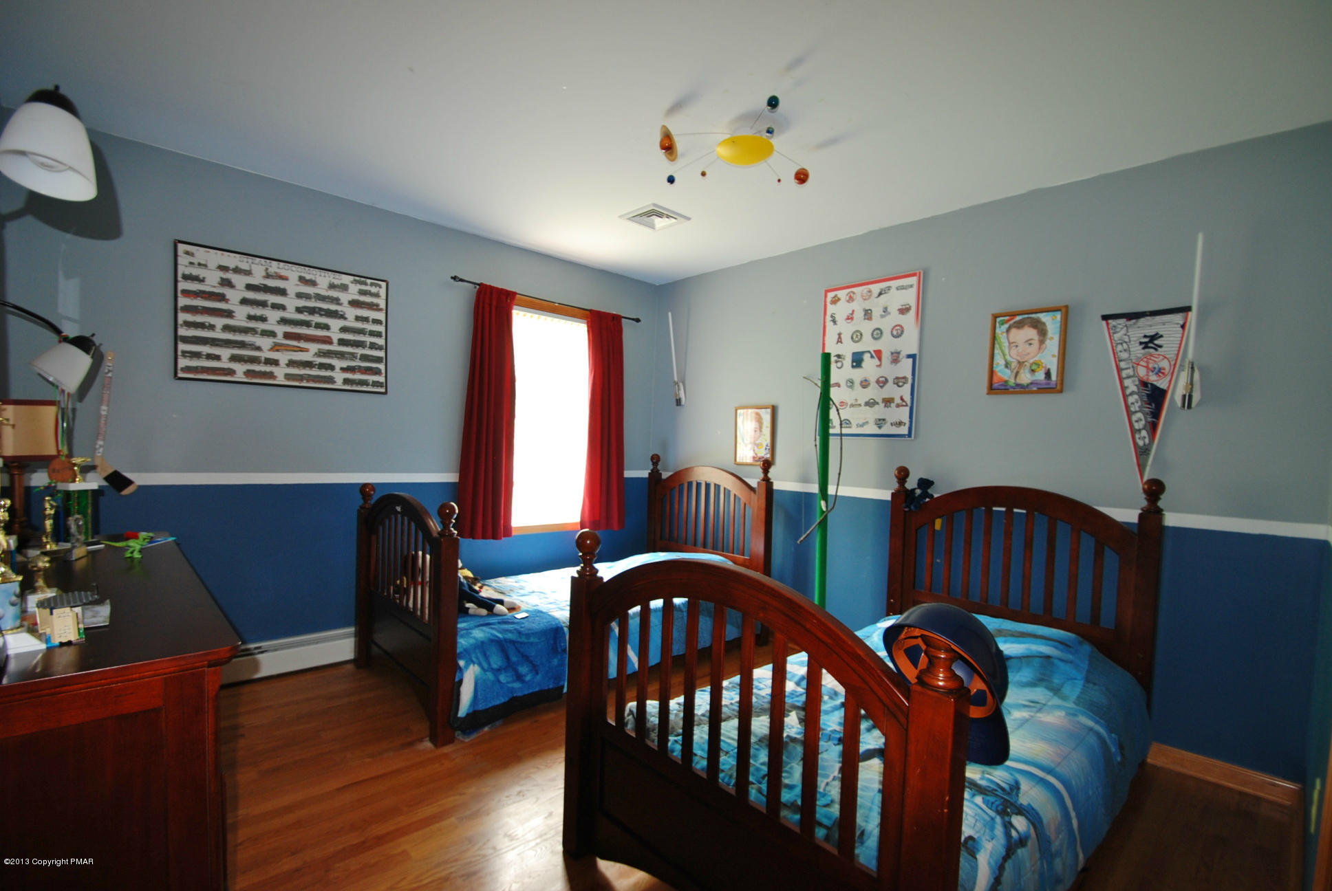 319 Edgemont Road Stroudsburg, PA 18360 - Photo 10 of 26 Bedroom 3