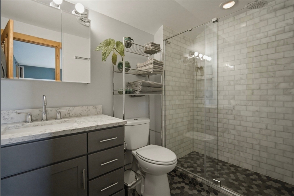 48 Birch Bluff Road Montgomery, MA 01085 - Photo 23 of 41