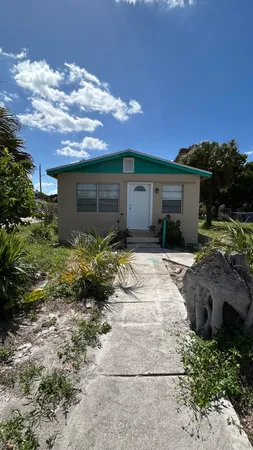 $1,650 | 1601 North 17th Street, Fort Pierce, FL 34950