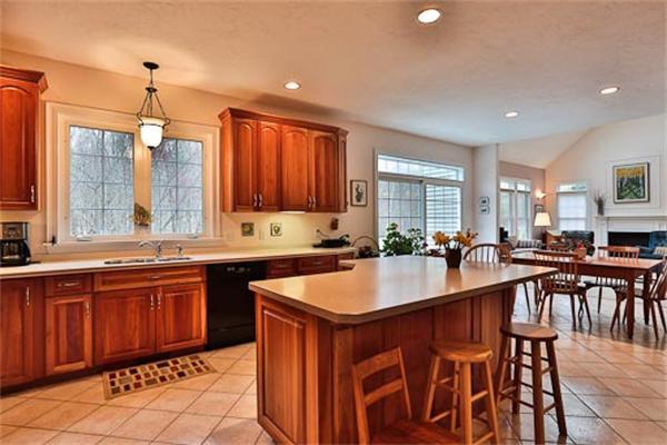 90 Ruggles Street Westborough, MA 01581 - Photo 12 of 30 Gallery Image 12