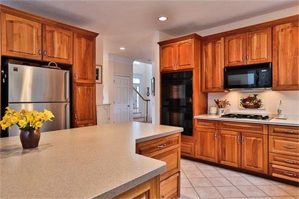 90 Ruggles Street Westborough, MA 01581 - Photo 14 of 30 Gallery Image 14