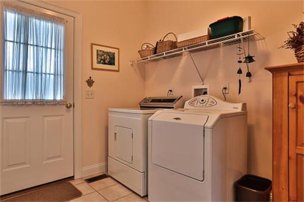 90 Ruggles Street Westborough, MA 01581 - Photo 19 of 30 Gallery Image 19