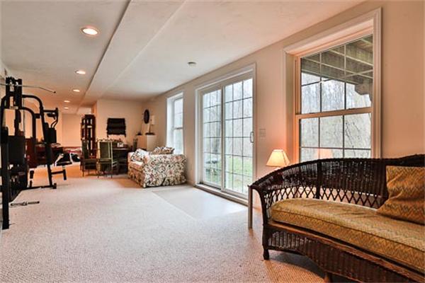 90 Ruggles Street Westborough, MA 01581 - Photo 30 of 30 Gallery Image 30