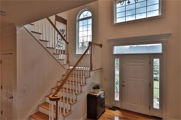 90 Ruggles Street Westborough, MA 01581 - Photo 10 of 30 Gallery Image 10