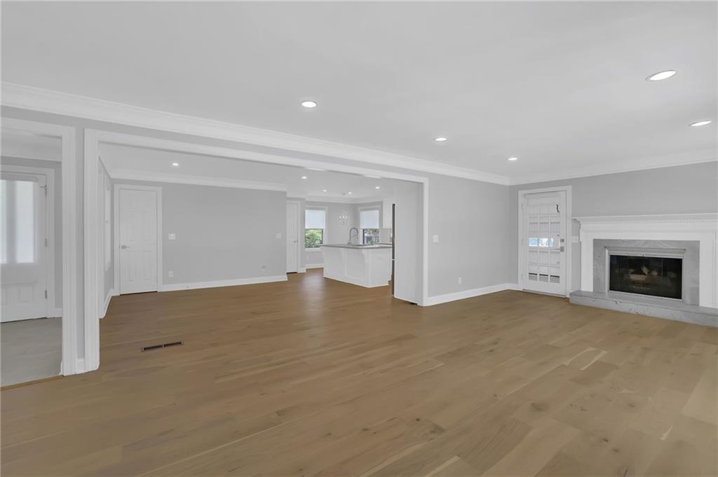 130 Randomwood Way Alpharetta, GA 30022 - Photo 13 of 46