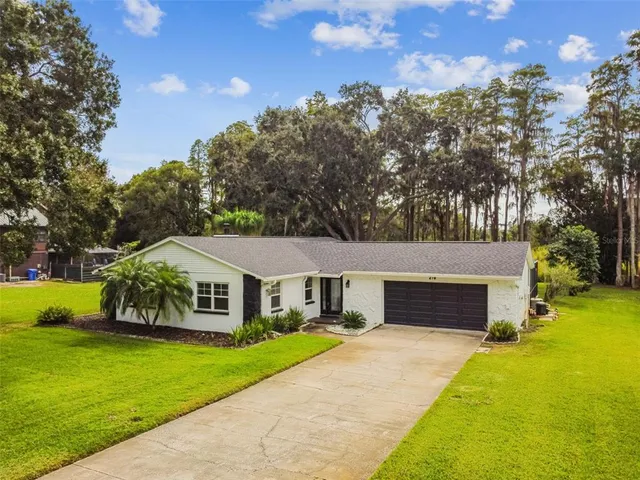 $579,000 | 210 Lake Hobbs Road, Lutz, FL 33548