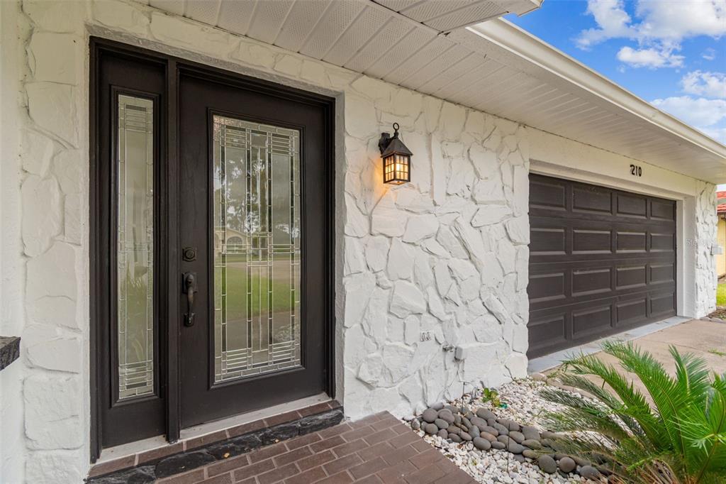 210 Lake Hobbs Road Lutz, FL 33548 - Photo 4 of 50