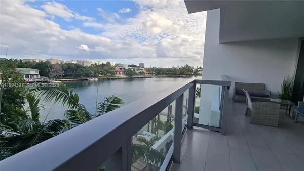 $6,190 | 9261 East Bay Harbor Drive, Unit 402, Bay Harbor Islands, FL 33154