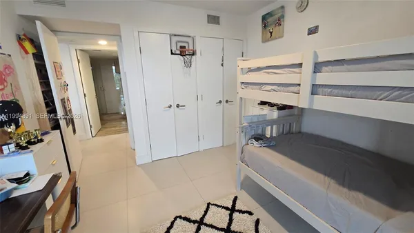 $6,190 | 9261 East Bay Harbor Drive, Unit 402, Bay Harbor Islands, FL 33154