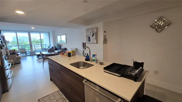 $6,190 | 9261 East Bay Harbor Drive, Unit 402, Bay Harbor Islands, FL 33154